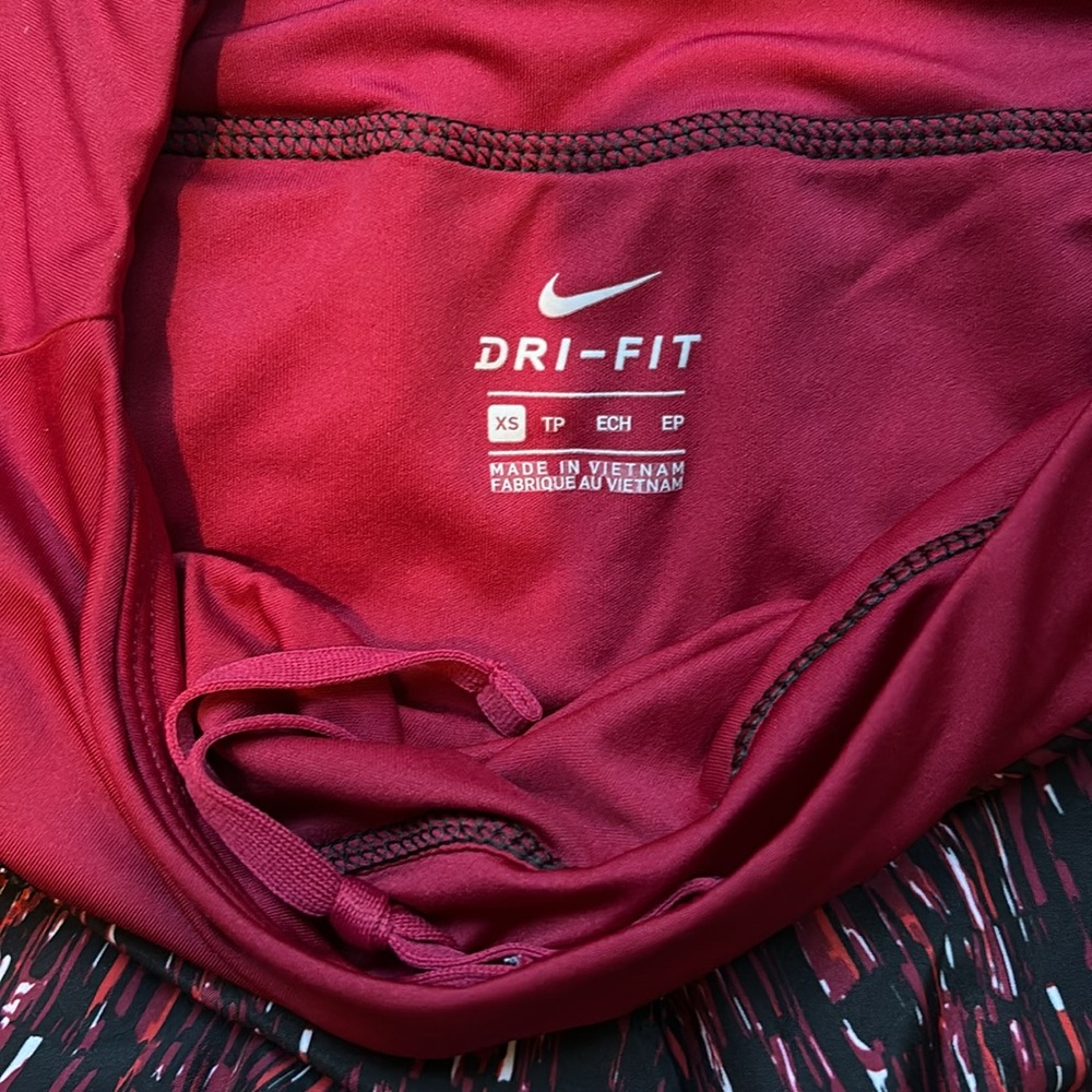 Nike Women's Screen Fuzz Printed Dry Crew Running Shorts 
Red and Blue pair. XS - Picture 3 of 7